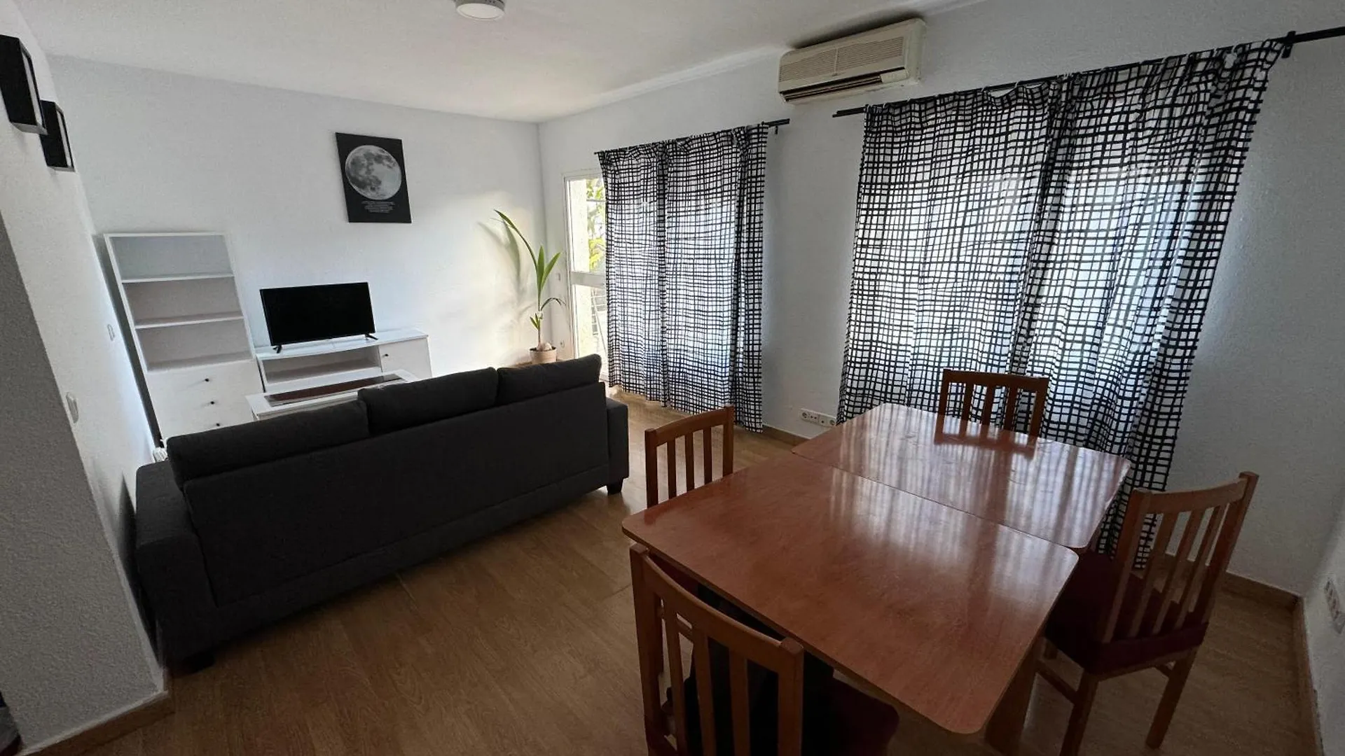 Emotion Temporary Apartament contacts